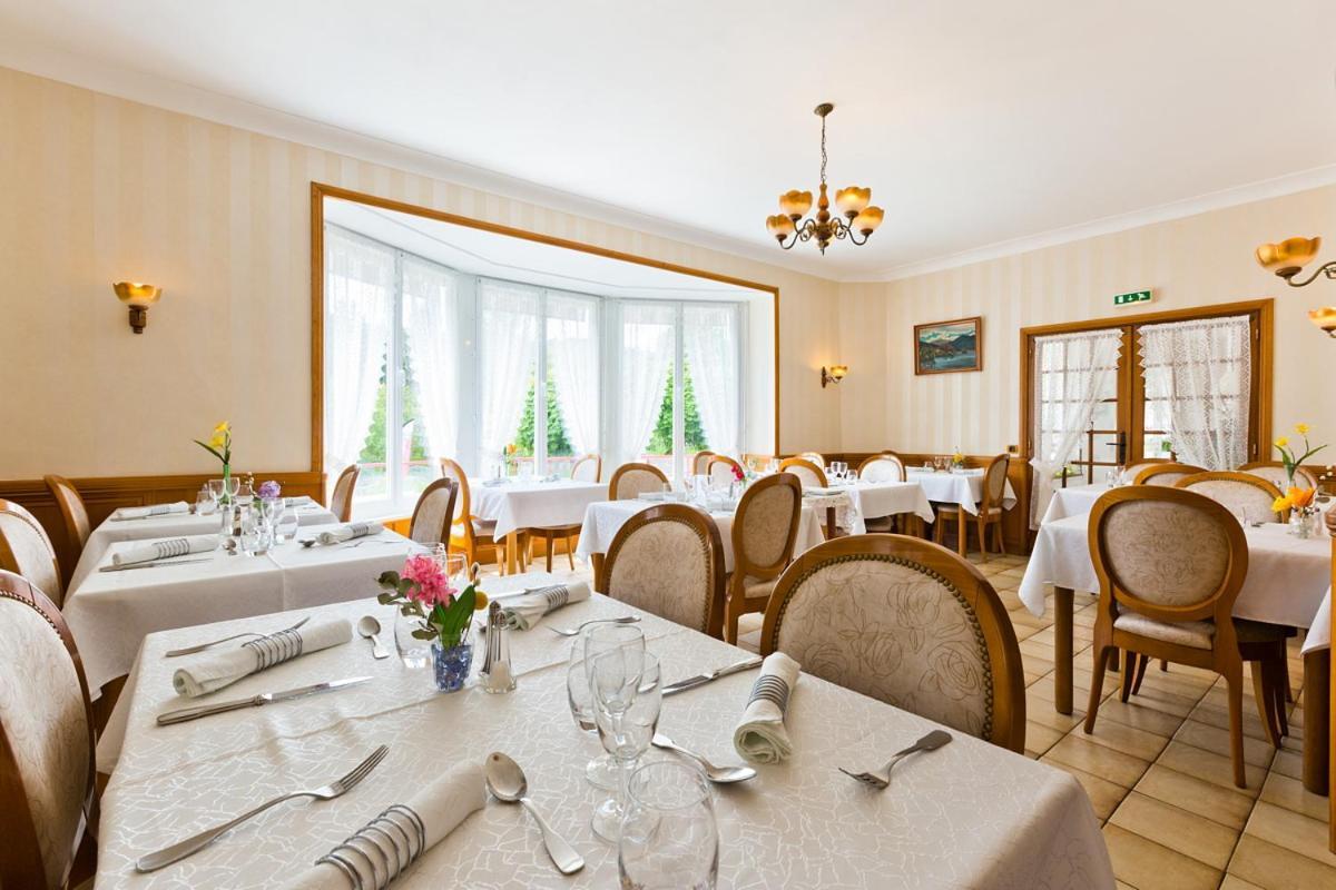Hotel Restaurant Le Grillon Chambon-sur-Lac Eksteriør bilde